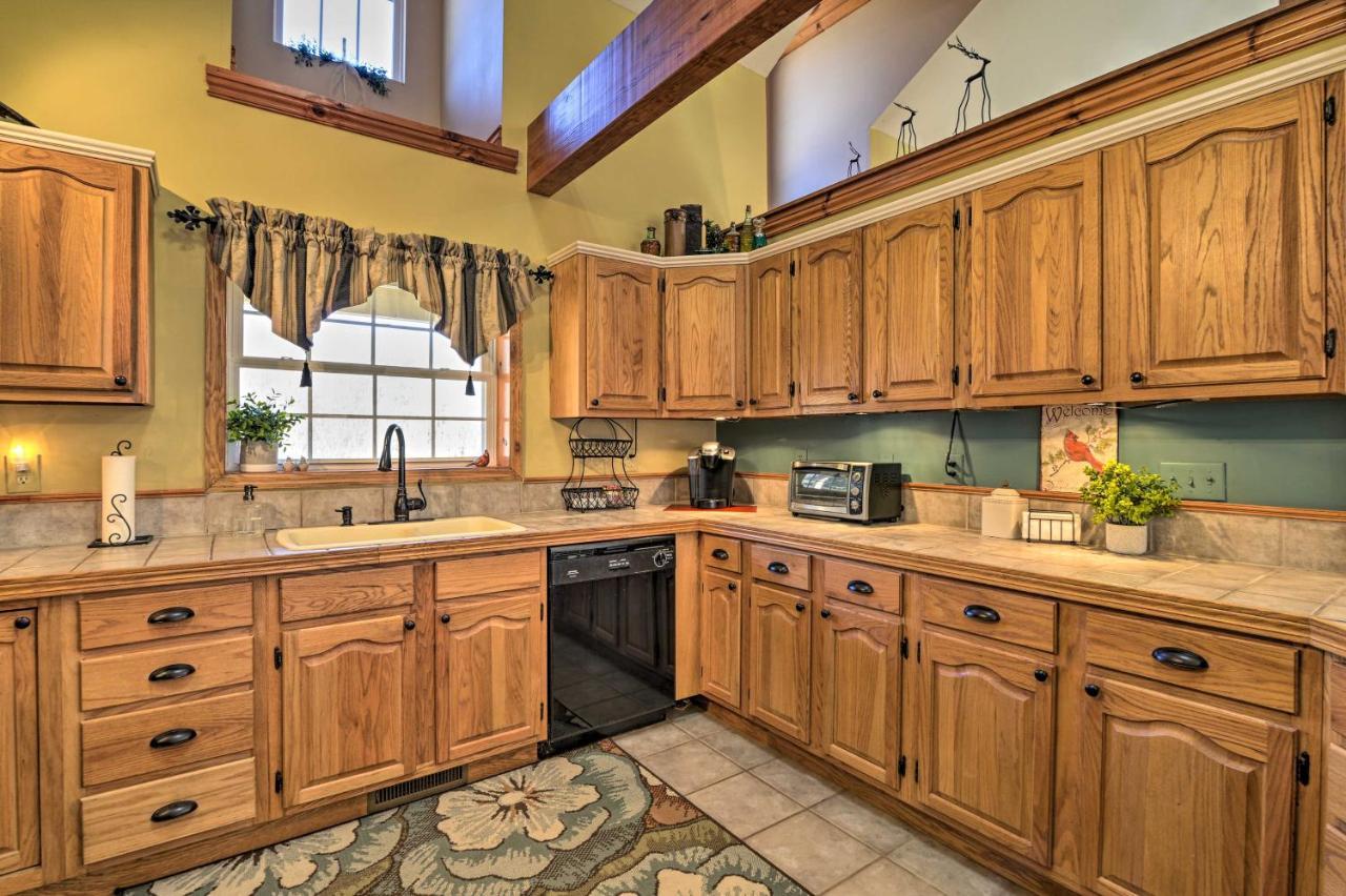 Private Family Home With Deck, Porch And Forest Views! McComas Beach Exterior photo