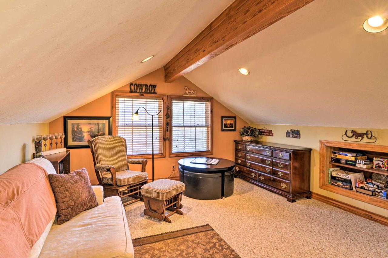 Private Family Home With Deck, Porch And Forest Views! McComas Beach Exterior photo