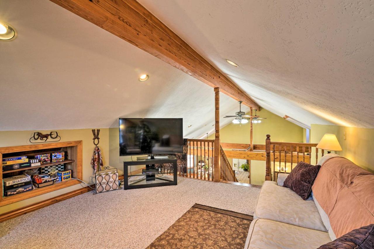 Private Family Home With Deck, Porch And Forest Views! McComas Beach Exterior photo